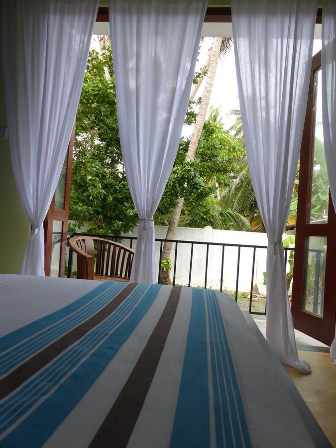 Lake House Hikka Hikkaduwa Dış mekan fotoğraf